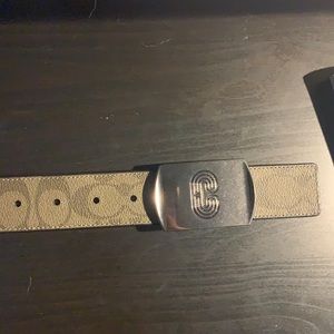 Coach belt